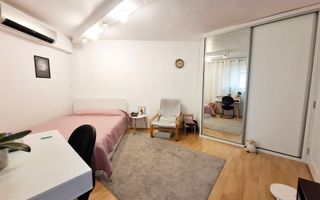 Apartament cu 3 camere, ultracentral - Poză 4