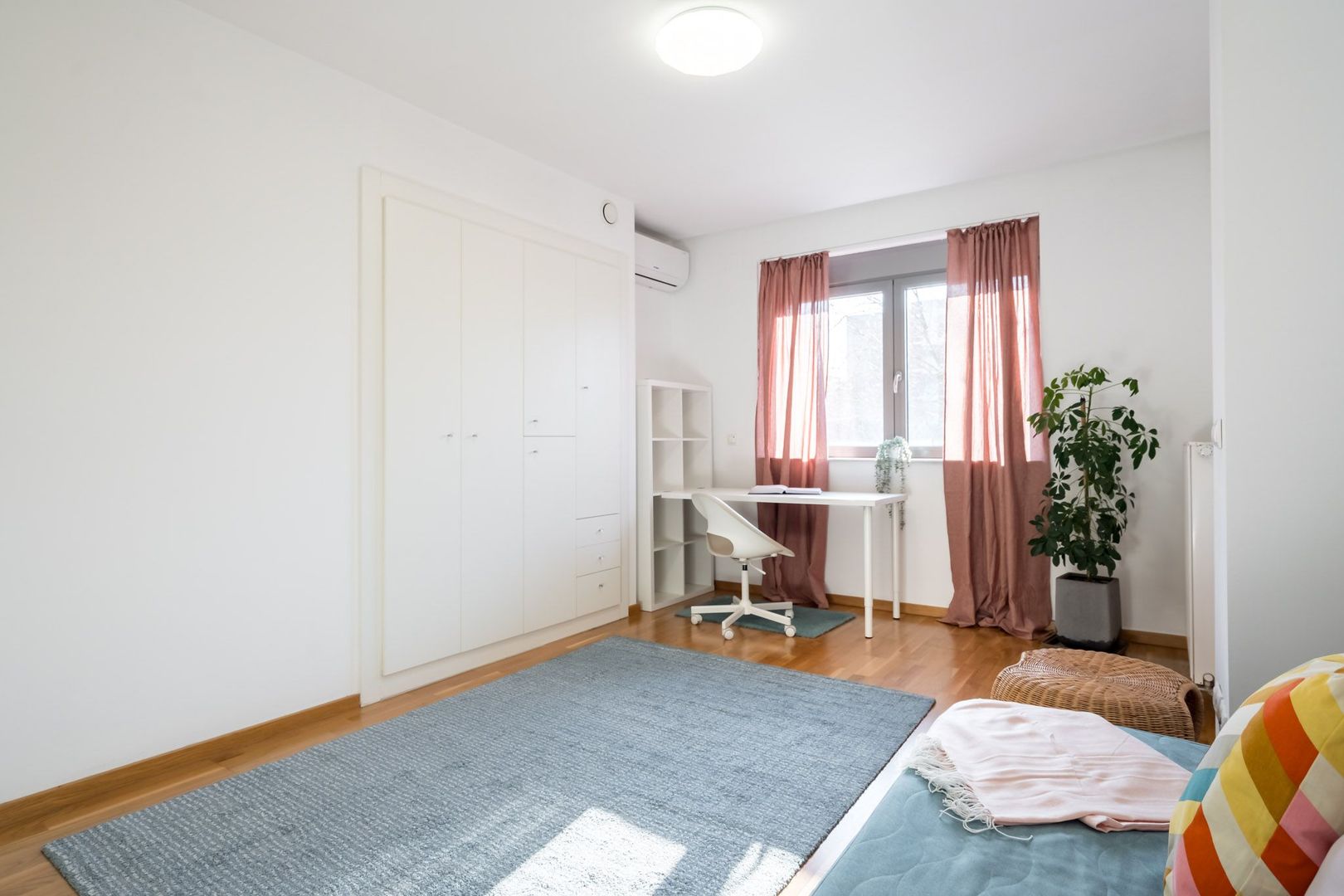 COMISION 0% - Apartament 4 camere superb 130mp, cu terasa, in incinta Green Lake - Poză 17