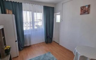 Etaj intermediar, garsoniera zona Mircea cel Batran la bulevard - Poză 2