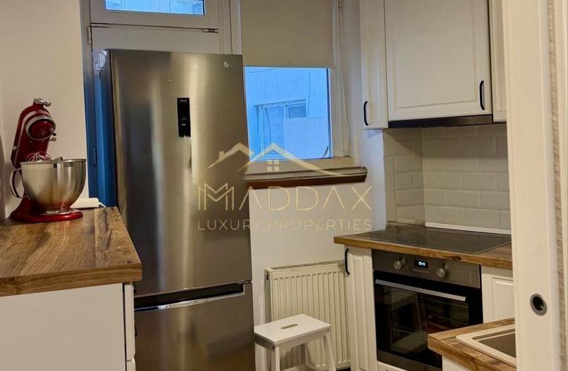 Apartament de inchiriat in bloc interbelic - Poză 6