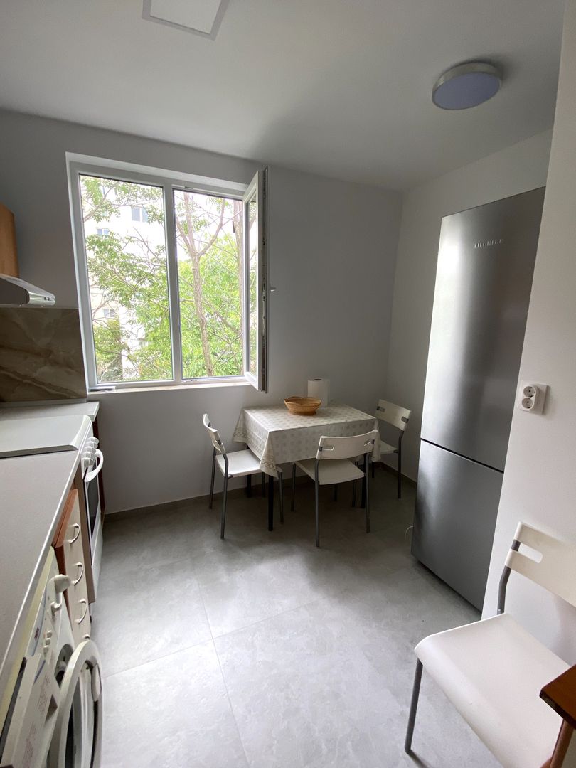 Apartament 3 camere spatios, mobilat utilat, zona linistita Drumul Taberei - Poză 3