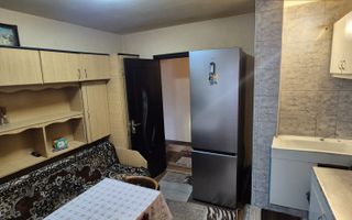Apartament 2 camere, 50 mp + balcon, etaj intermediar, zona Plopilor - Poză 3