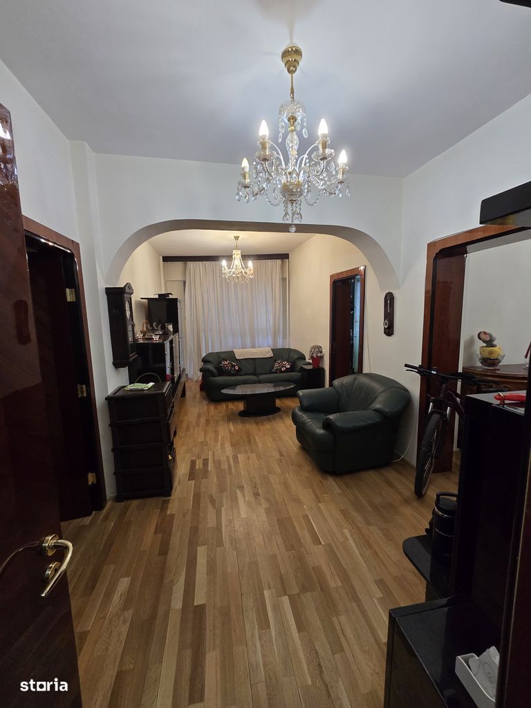 Vânzare apartament 4 camere Vasile Lascar 33 - Poză 9