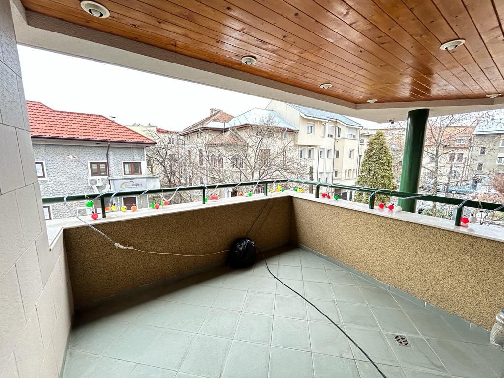 Vila individuala cu 5 dormitoare Cotroceni - Poză 22