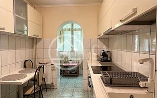 Apartament de vanzare cu 2 camere in zona Dacia, Oradea - Poză 2