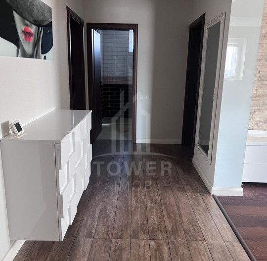 Apartament 3 camere 2 bai 2 balcoane loc de parcare 105 mp Lazaret - Poză 3