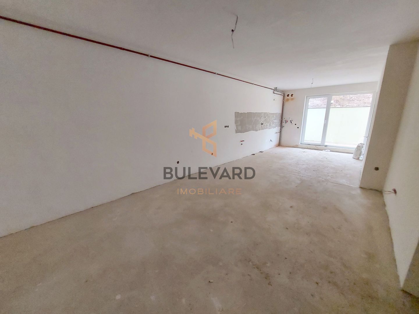 Apartament cu 2 camere+tersa de 20 mp, zona Vivo!! - Poză 4