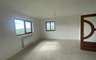 Casă la Rosu | Teren imprejmuit | Priveliste panoramica| Burla - Poză 22