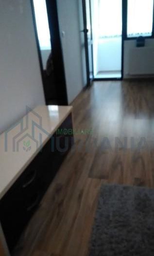 Închiriez apartament cu 2 camere - Poză 2