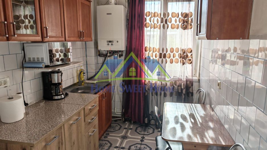 De Inchiriat – Apartament 2 Camere,etaj 3, Zona M4 – Bl. K4, Hunedoara - Poză 1