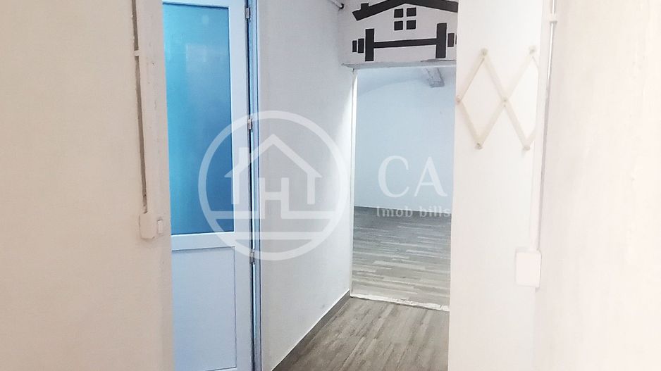 Spatiu comercial de vanzare la curte comuna Ultracentral, Oradea - Poză 9