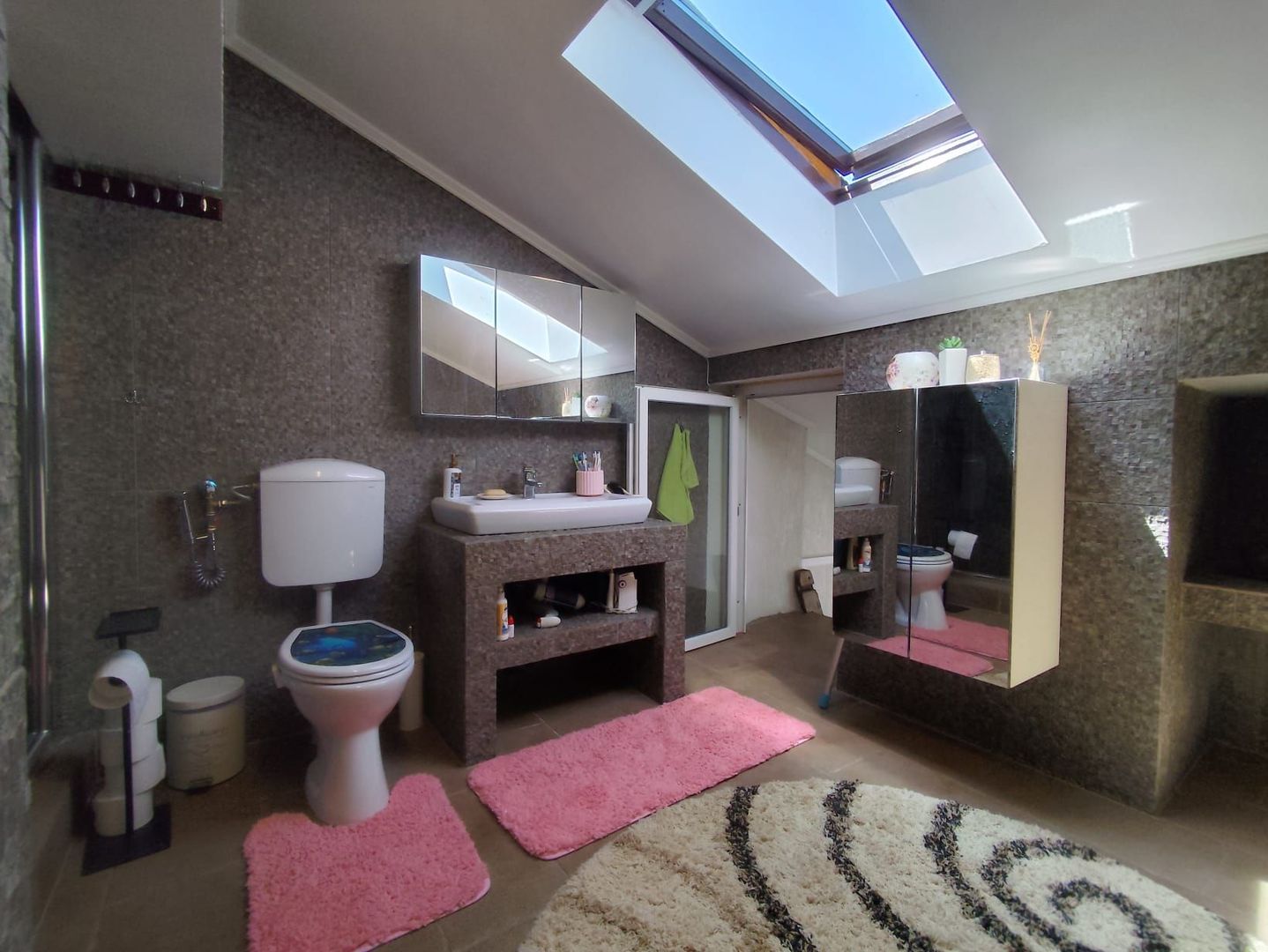 Casa cu Fotovoltaice si Pompa de Caldura, Calea Clujului, Oradea - Poză 10