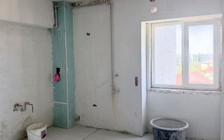 APARTAMENT SPATIOS CU VEDERE PE 2 PARTI - Poză 7