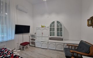 Apartament o cameră, tot confortul, zonă centrală - Poză 2