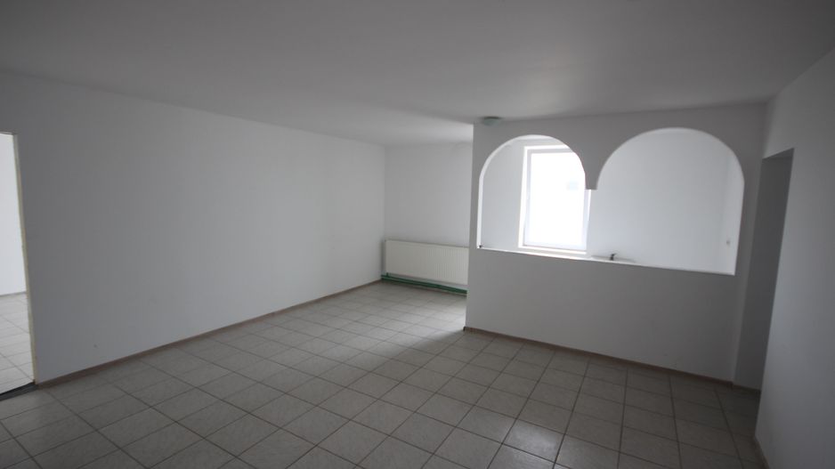 Hala industriala de 2.200 mp- zona Giarmata - Poză 10