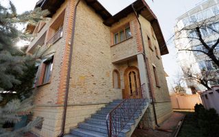 Chirie, casă, 3 nivele, 5 camere, Mihail Berezovschi, Telecentru - Poză 24