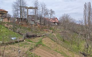 Casa de vanzare in Ghelari – liniste, natura si spatiu generos! Schimb - Poză 4