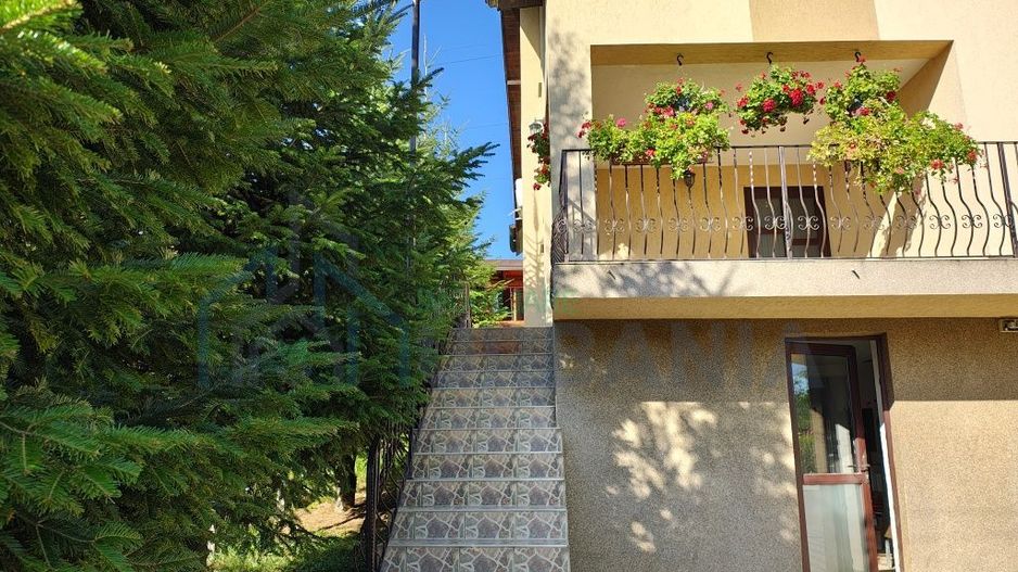 Casa de vânzare. - Poză 3