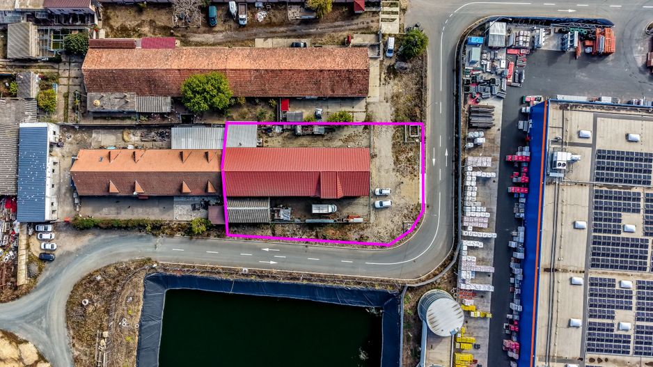 Hală industrială lângă DEDEMAN, teren 1337 mp si construcție de 814 mp - Poză 2