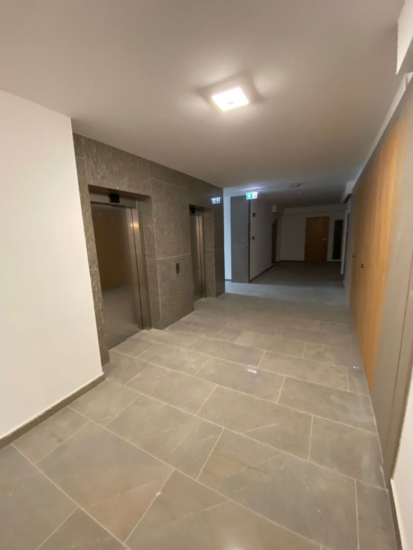 Apartament bloc nou 3 camere - parcare subterana - Poză 14