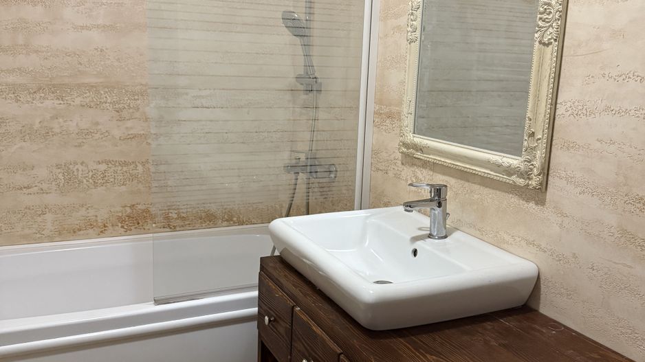 🌟 Apartament luminos, modern și gata de mutat - Poză 5