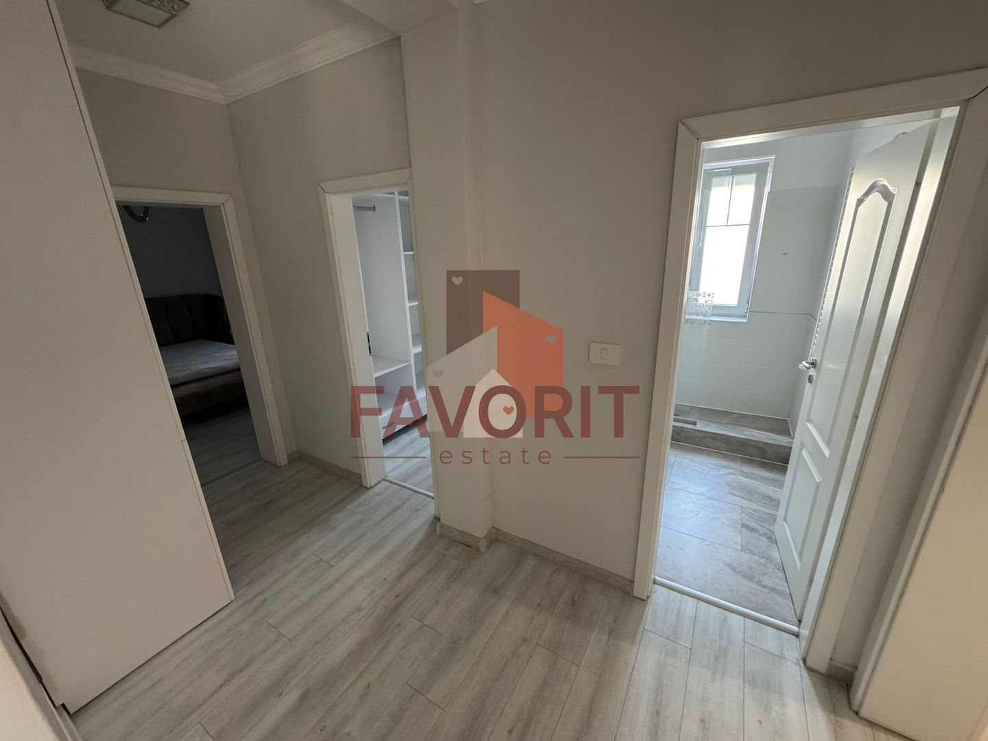 3 camere | bloc nou | centrala proprie | loc parcare | zona excelenta - Poză 5