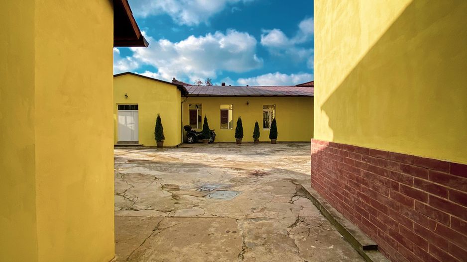 Cladire cu multiple spatii comerciale | P-ta Maria - Sinaia | 1425 MP - Poză 20