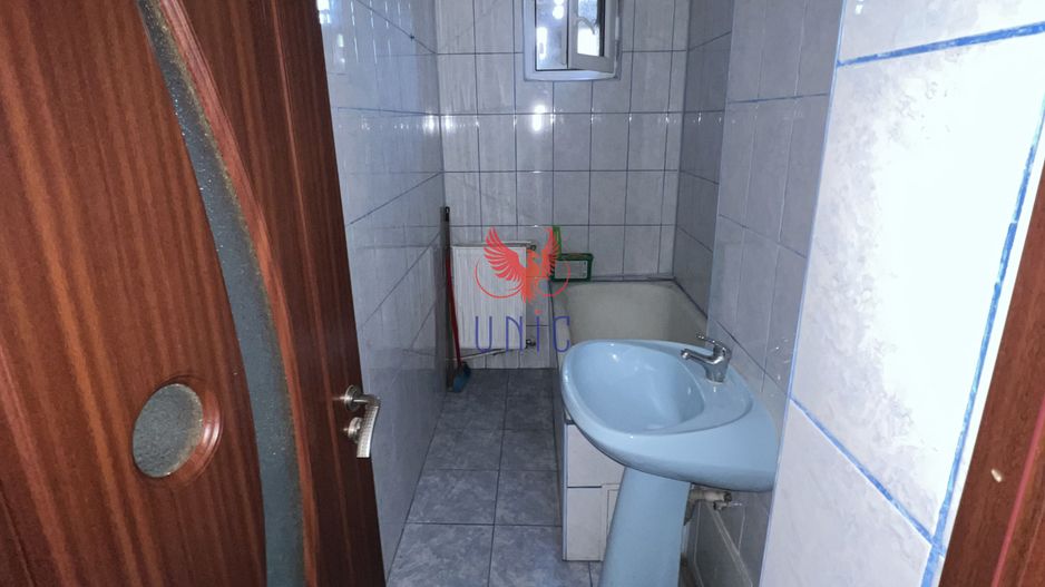 Apartament 2 camere Craiovita Noua zona Blvd. Tineretului Et 3/4 - Poză 6