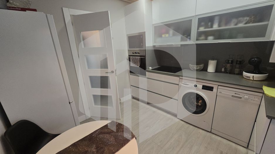 Apartament 3 camere 76 mpu Parcare Subterana 2 balcoane - Poză 3
