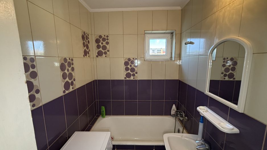 Apartament cu 3 camere central - Poză 5