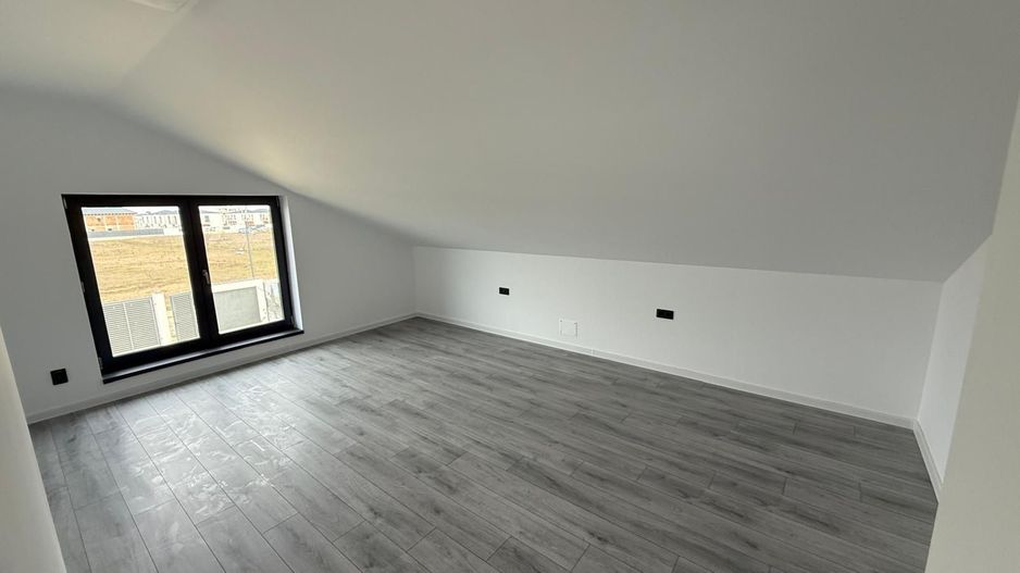 Vilă Premium cu 5 Camere în Tunari | Lângă Cosmopolis & Școala Mark T. - Poză 15