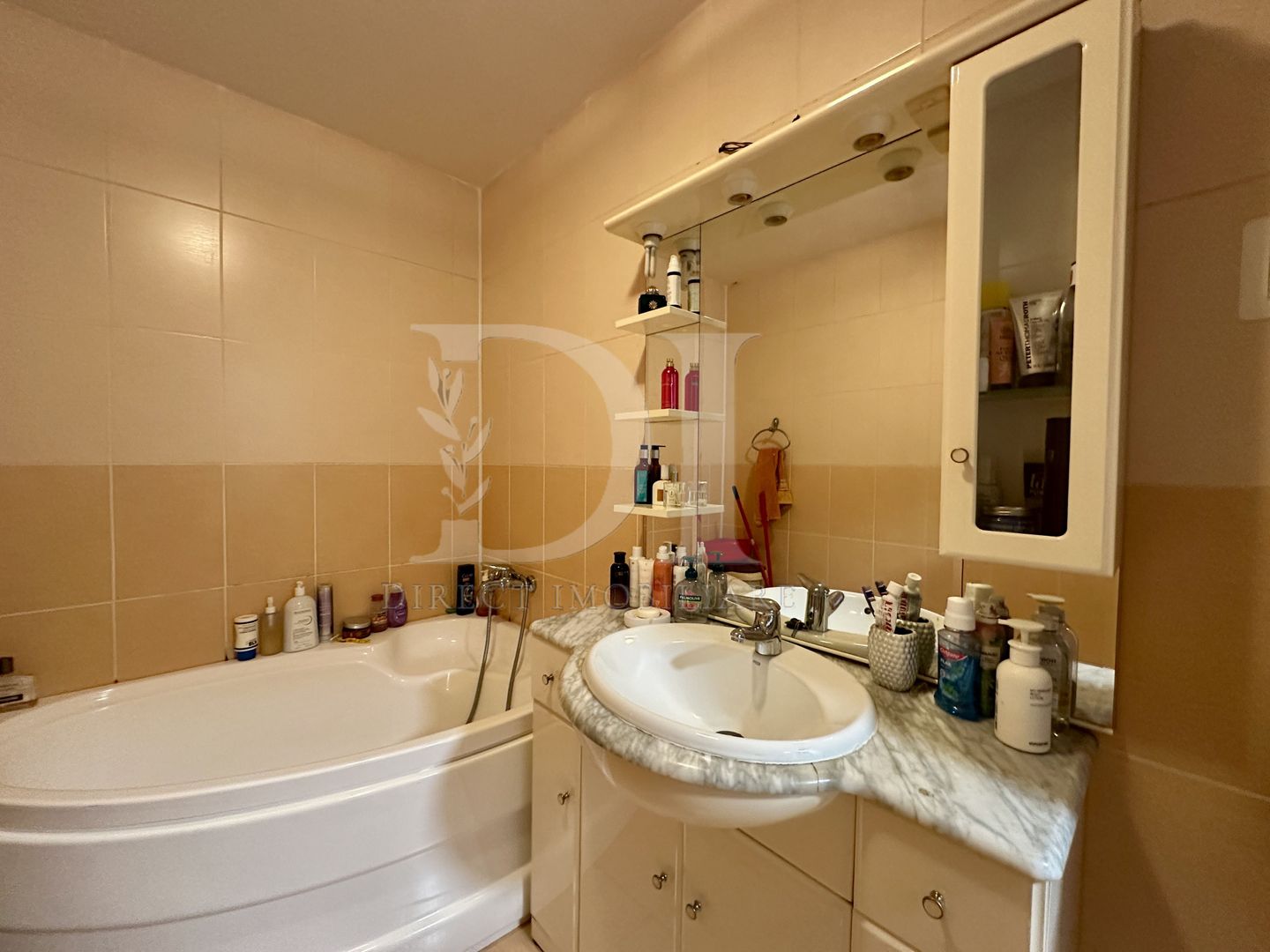 Apartament la cheie / etaj intermediar / Zona Eroilor - Poză 8
