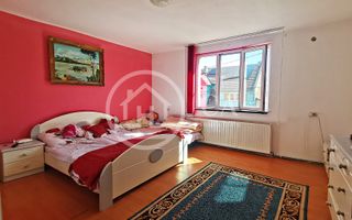 Casa de vanzare cu 4 camere, in zona Iosia, Oradea - Poză 1