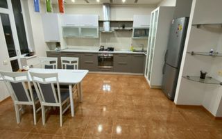 Chirie, apartament, 2 camere,  strada Traian, Botanica - Poză 2