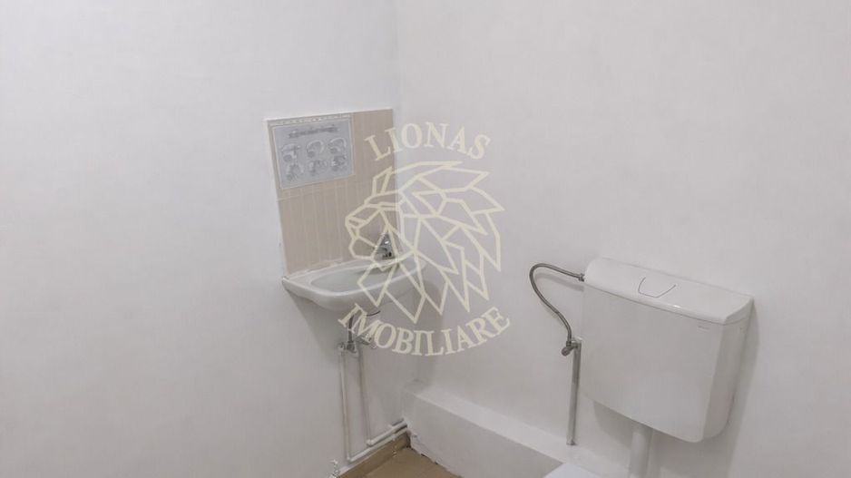 Spatiu comercial 55 mp-ideal cabinet, farmacie, salon-Zona Han - Poză 5