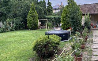 Casa de vanzare pe strada Paris - Poză 6