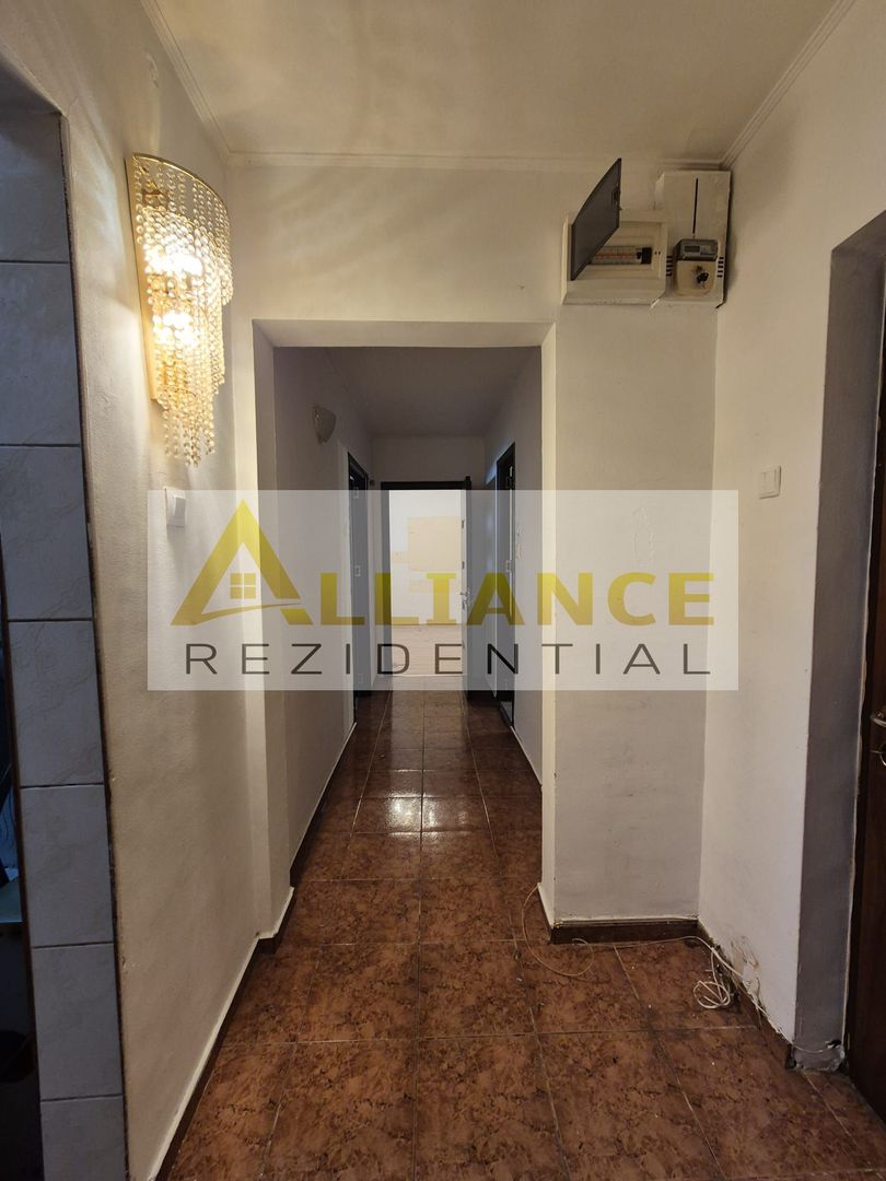 10 MINUTE DE M. TITAN  | 2 CAMERE DECOMANDAT | 92.000€ - Poză 8