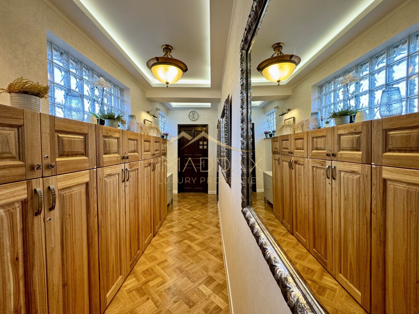 Apartament cu 4 camere / Posibilitate investitie / Arcul de Triumf - Poză 18
