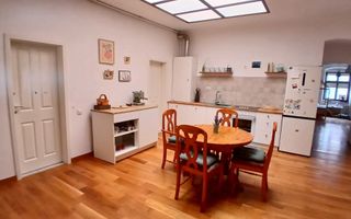 🏡 Apartament spațios la casa 91 mp | zonă ultracentrala - Poză 1