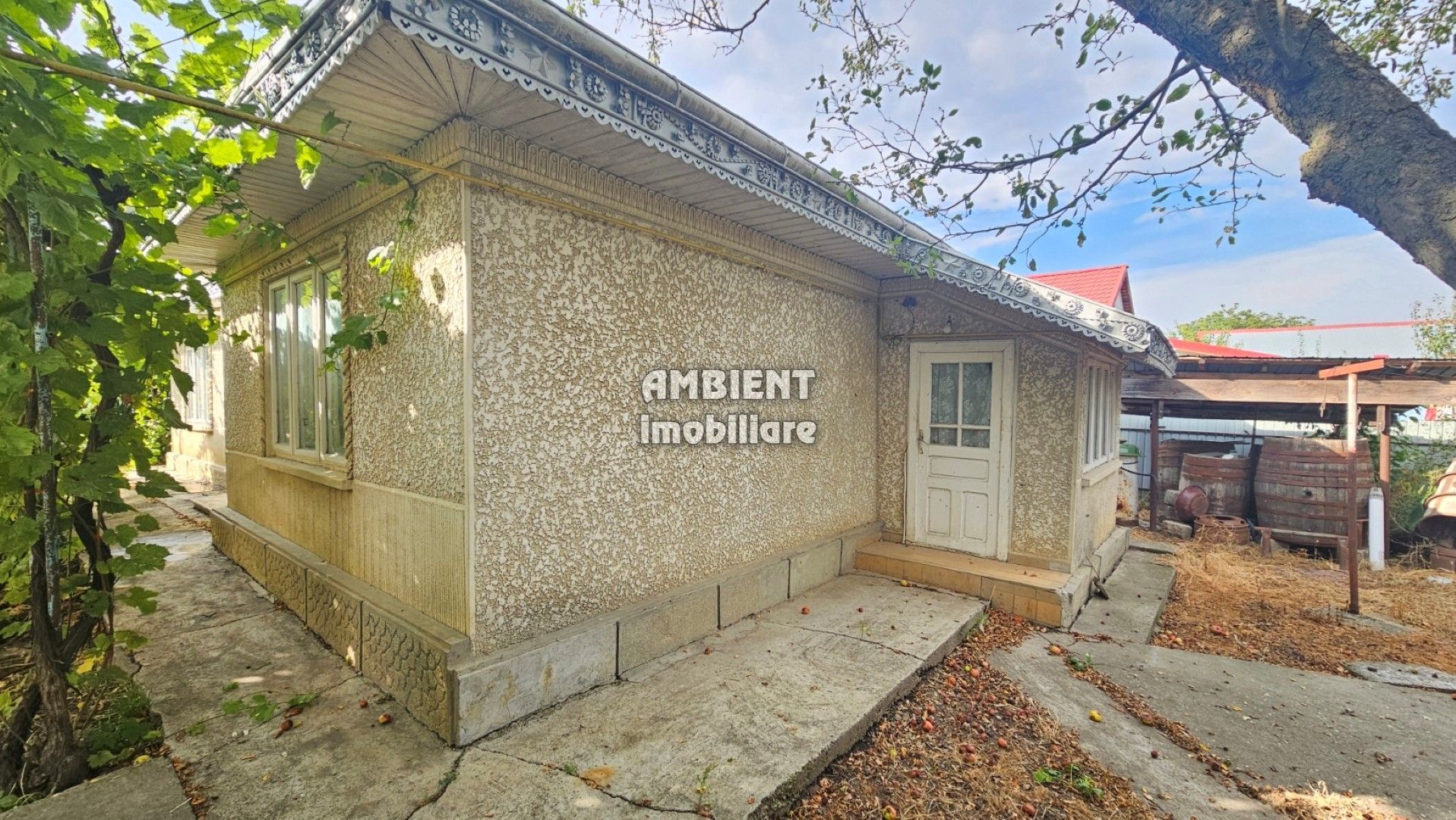 CASA cu anexe și garaj, teren 1.200 mp, zona MOARA GRECILOR; - Poză 2