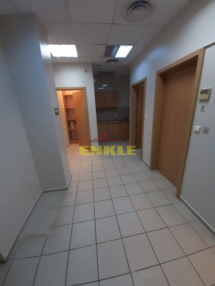 Inchiriez Spatiu Comercial 130 mp utili, central, 1700 euro Negociabil - Poză 5