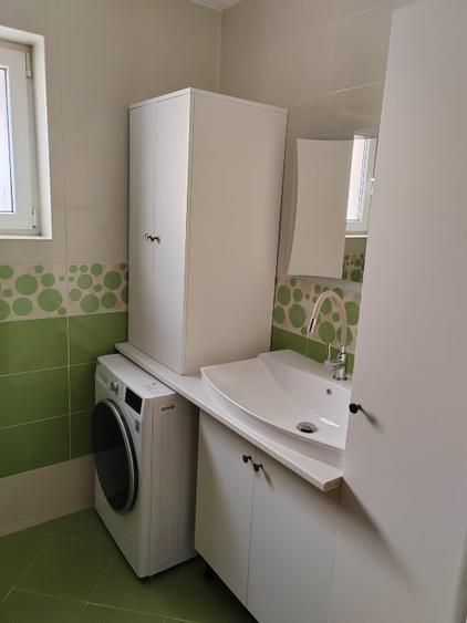 Vanzare apartament luminos de 2 camere, Titan, Gura Siriului-parcare inclusa - Poză 4