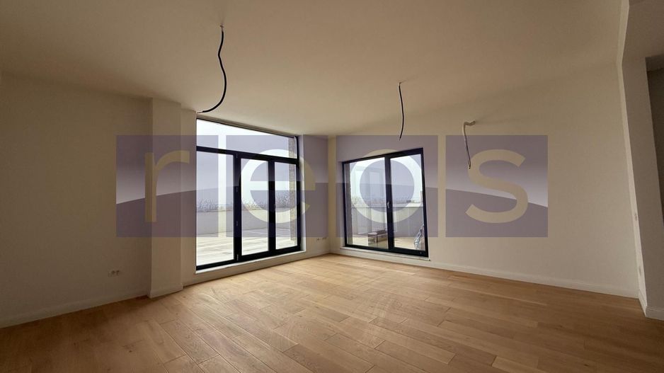 VANZARE TRIPLEX  VEDERE LA LAC | 4 CAMERE | TERASA 50MP | PIPERA | LUX - Poză 1