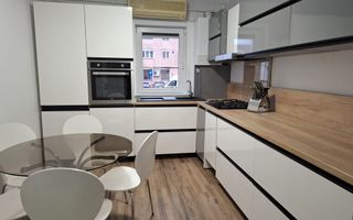 Apartament 3 camere, parter, cart. Strand - Sibiu - Poză 1