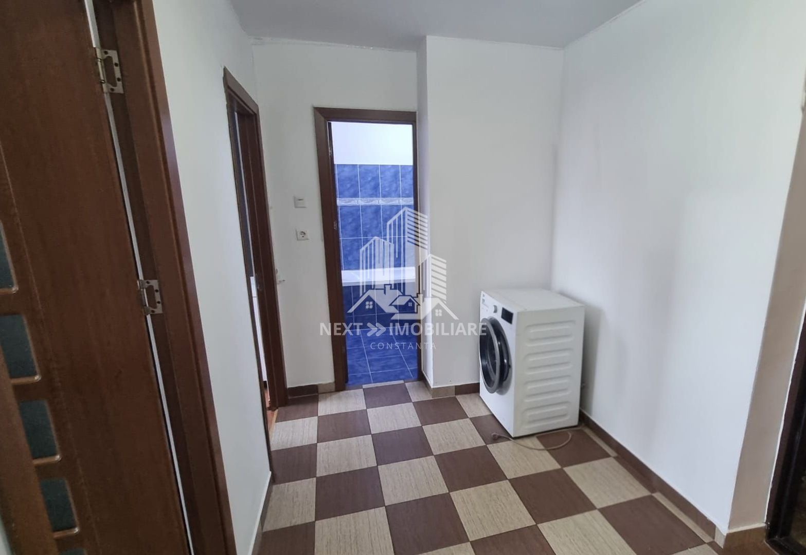 Apartament 2 Camere Decomandat - Zona Dacia , vedere Bd. Tomis - Poză 6