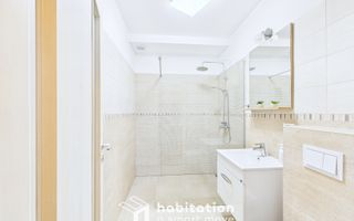 Apartament spațios cu curte și garaj – confortul unei case moderne - Poză 19