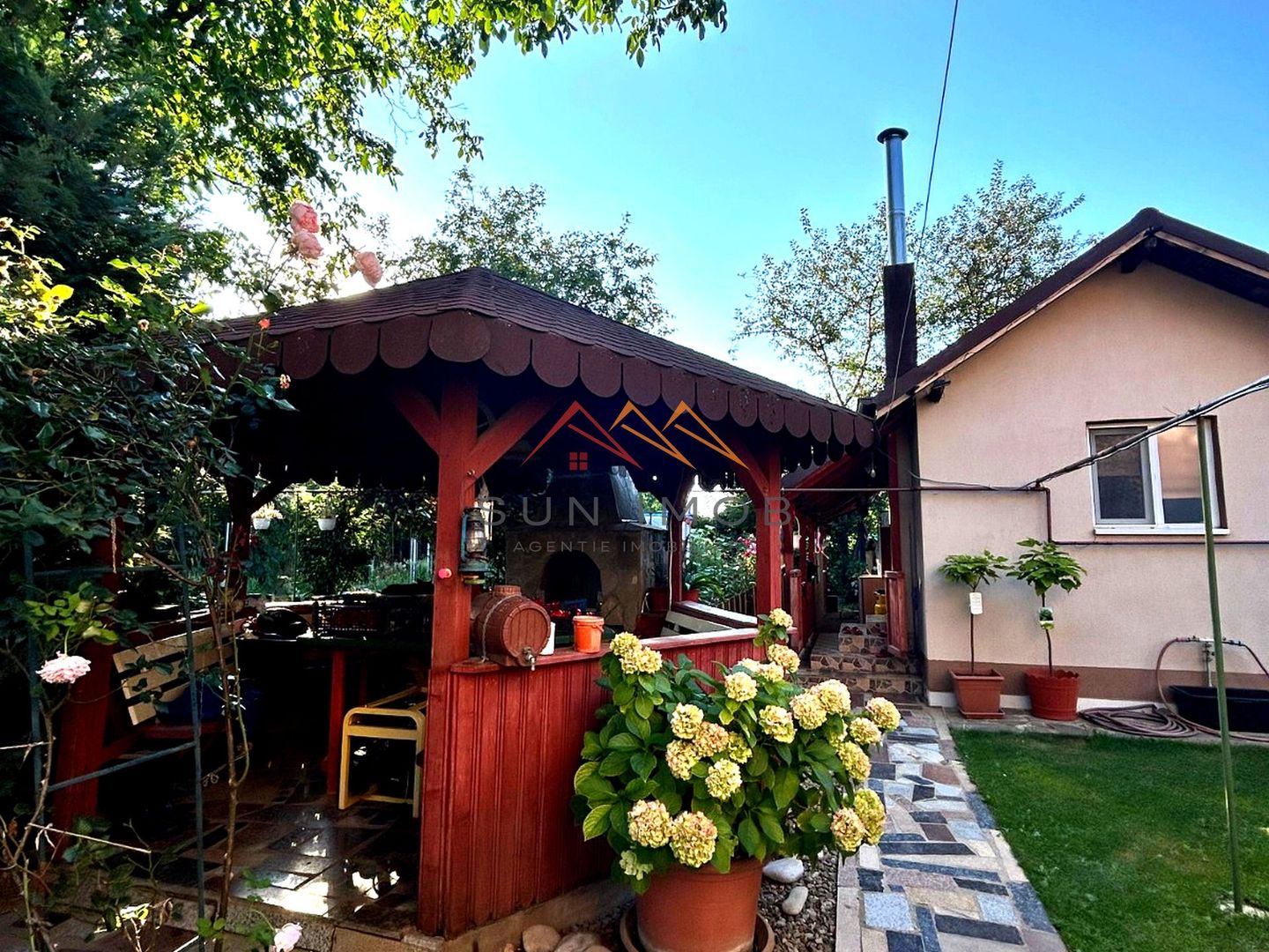CASĂ NOUĂ | 4 CAMERE | SISTEM FOTOVOLTAIC | URLETA, ZONĂ VERDE - Poză 6