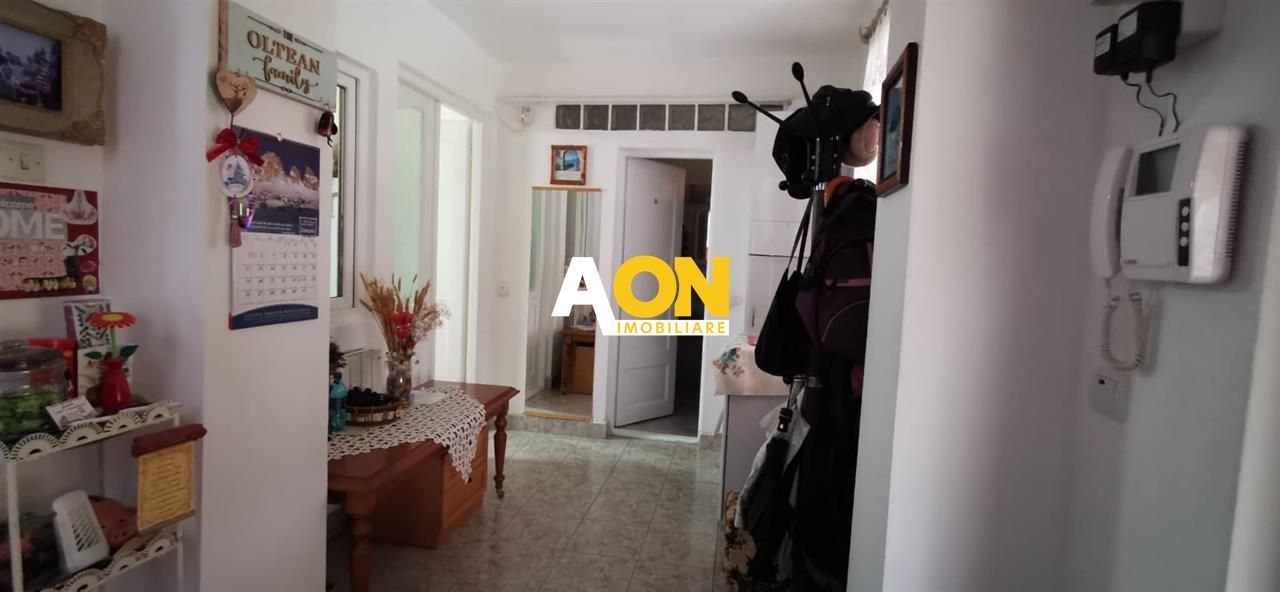 Casa in Centru zona linistita - Poză 3