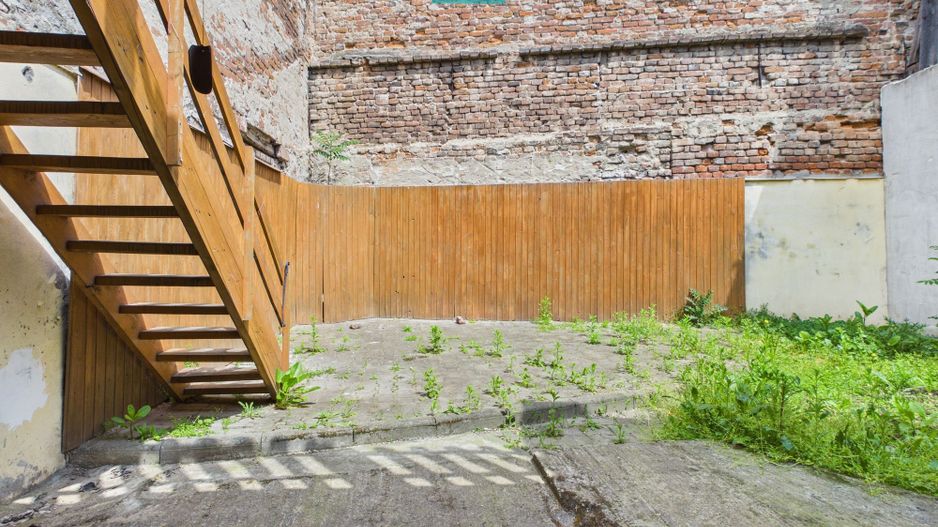 Casă cu 6 camere în zona Central - Poză 22