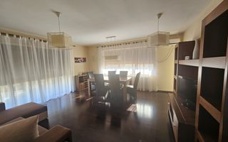 Inchiriere apartament bloc nou cu garaj, centru Pitesti - Poză 1